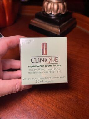 Clinique Repairwear Laser Focus Cream. Brand new, unopened.